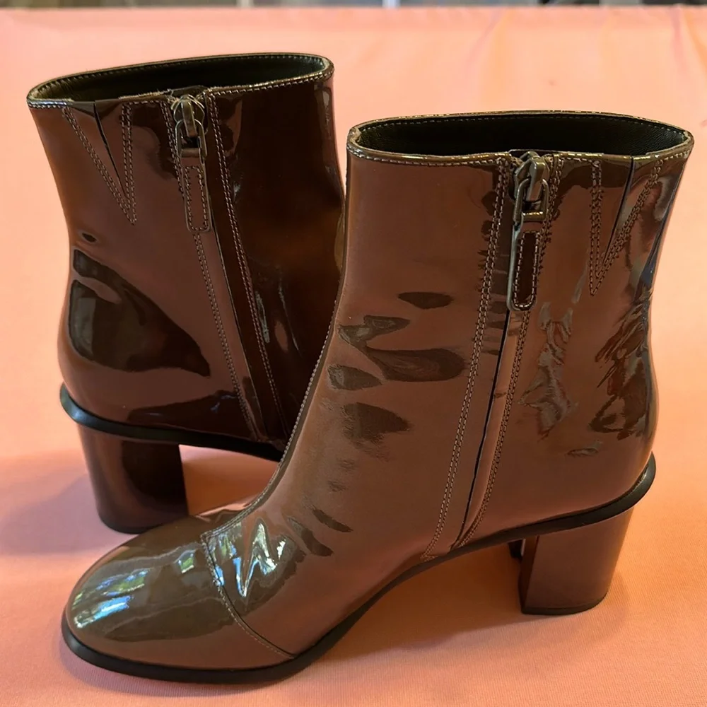 New TORY BURCH Patent Leather Boots. Color: Dark Moss. Size 8.5.